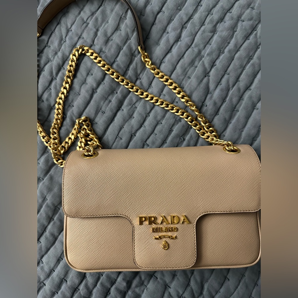 PRADA flap shoulder bag / crossbody - nude